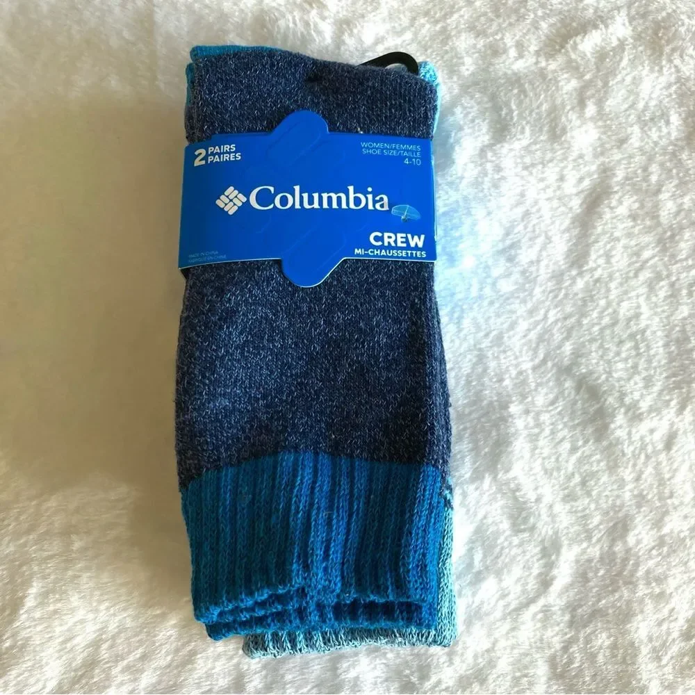 Women’s Columbia 2 Pair Crew Socks Blue Chevron NWT Recycled Cotton Cushion